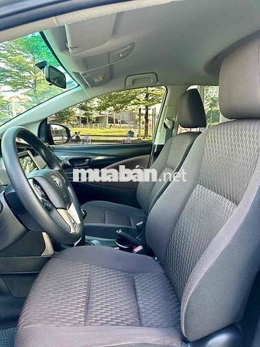 Toyota Innova 2021 E 2.0 MT - 71000 km