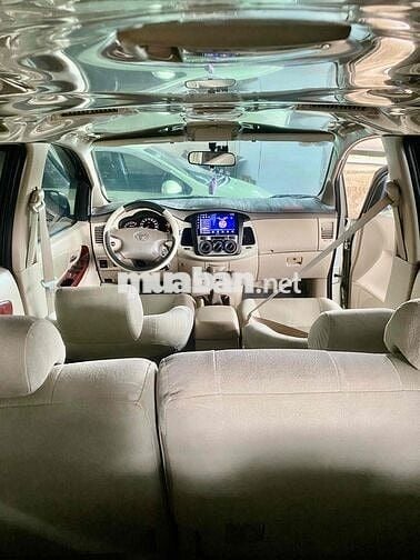 Toyota Innova 2006 G - 110000 km