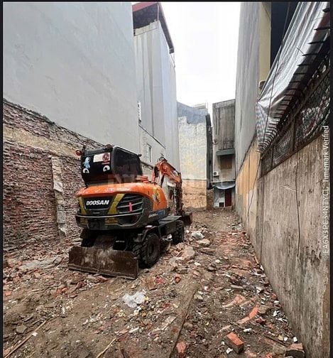Bán 129m đất cách 15m ra phố Nguyễn Hoàng Tôn - Tây Hồ - oto vào đất 