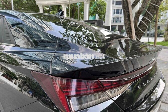 Hyundai Elantra 2023 1.6 AT Đặc biệt - 24000 km