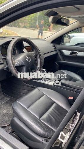 Mercedes C230 model 2009 đi 120 ngàn xe đi giữ