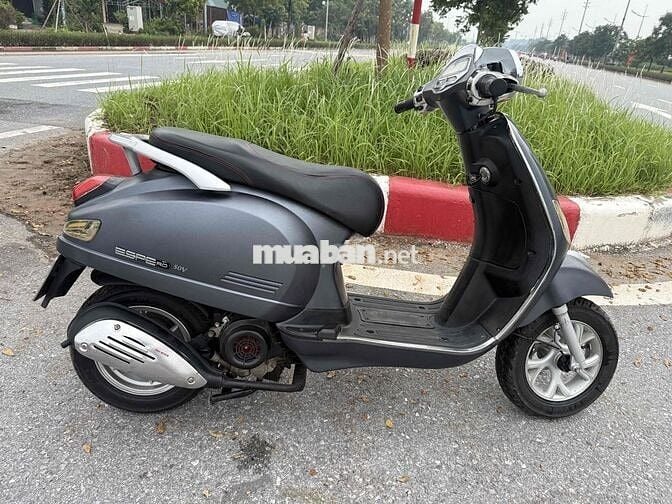 Thanh lý Vecpa 50cc học sinh không cần bằng lái