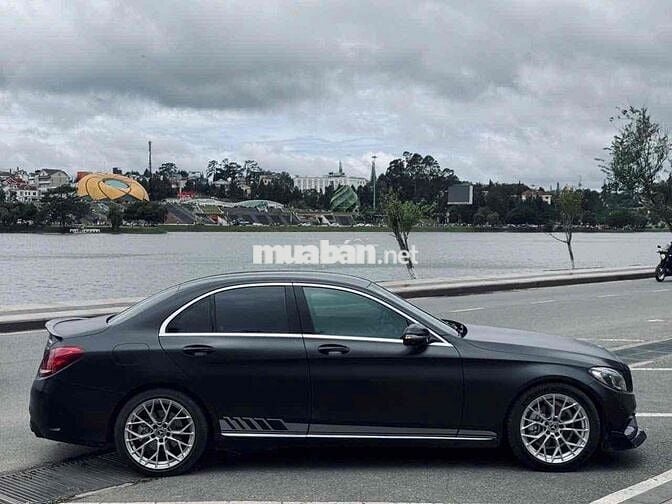 Mercedes Benz C Class 2018 C200 - 83000 km