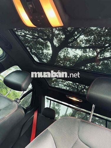 Mercedes Benz C Class 2014 C300 AMG - 11000 km