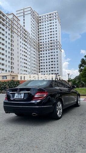 Mercedes C230 model 2009 đi 120 ngàn xe đi giữ