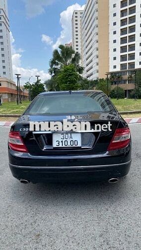 Mercedes C230 model 2009 đi 120 ngàn xe đi giữ