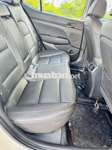 Hyundai Elantra 2019 1.6AT Sport - 80000 km