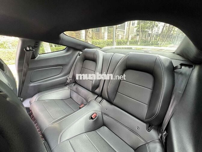 Ford Mustang 2018 EcoBoost Premium - 45000 km
