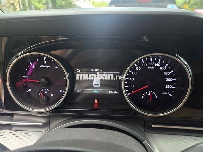 Kia Carnival 2022 2.2D Luxury 8 chỗ - 76000 km