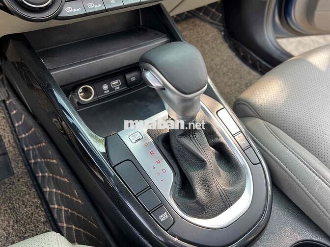 Kia Cerato 2021 1.6 AT LUXURY - 54000 km