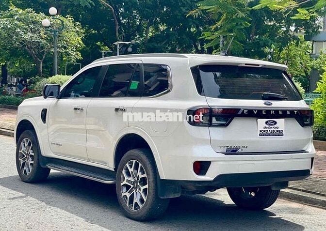 Ford Everest 2022 Titanium 2.0L AT 4x2 - 31000 km