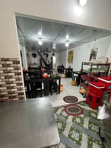 Sang quán cơm mặt tiền cực đẹp – đối diện cụm CN Phong Phú, sát bên Tr