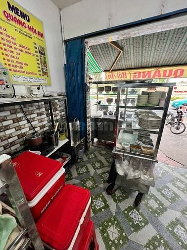 Sang quán cơm mặt tiền cực đẹp – đối diện cụm CN Phong Phú, sát bên Tr