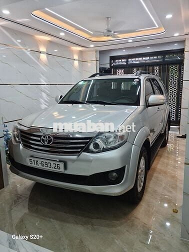 TOYOTA FORTUNER 2103 V TỰ ĐỘNG, 2 CẦU,KHÔNG LỖI