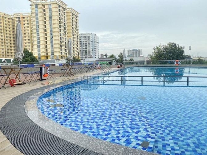 Blue Sky Tower bán 04 suất thanh lý giá từ 2.450 tỷ.Đ/T 0909 456 158