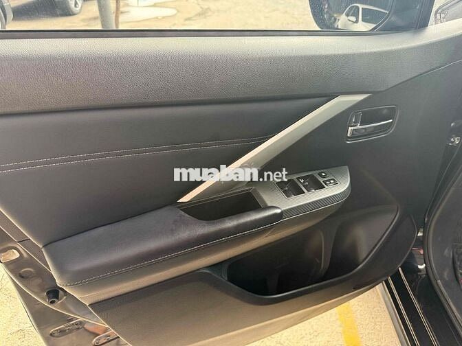 Mitsubishi Xpander Cross 2022 - 87000 km một chủ
