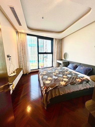 Cho thuê chung cư cao cấp 2PN 2WC căn góc - Chung cư Doji