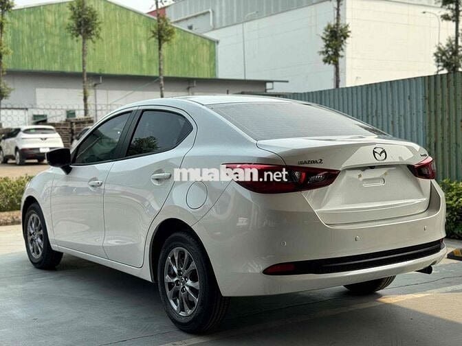 New Mazda 2 Deluxe