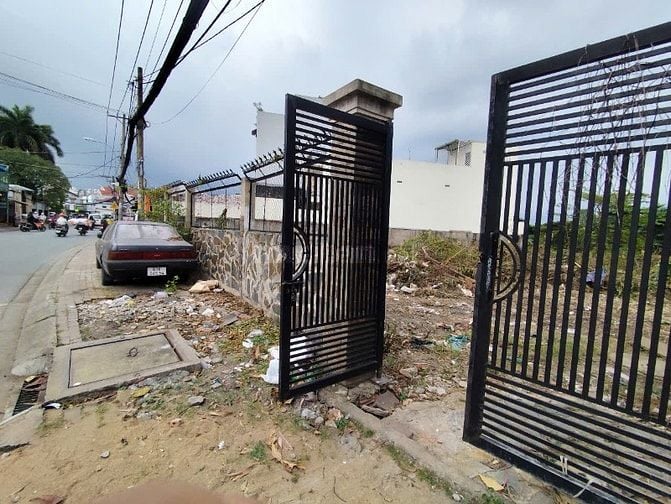 Bán Đất Mặt Tiền Diện Tích Khủng - Vị Trí Vàng Trung Tâm - Giá Tốt