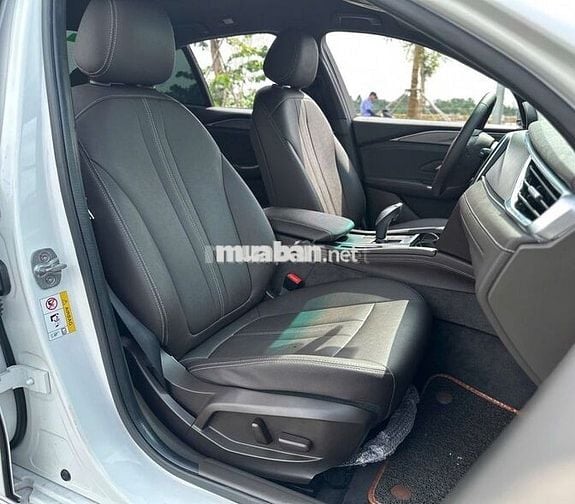 VinFast Lux A2.0 2020 Plus 2.0 AT - 30000 km