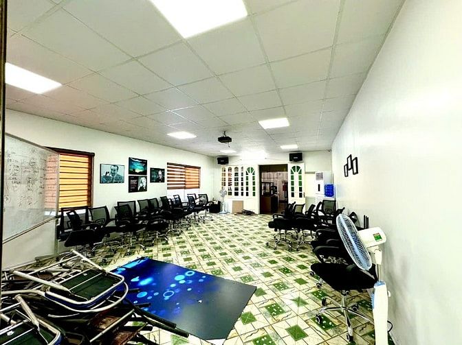 Cho thuê nhà mặt phố Thiên Lôi gần ngã 4 Phúc Tăng phía chợ Đôn