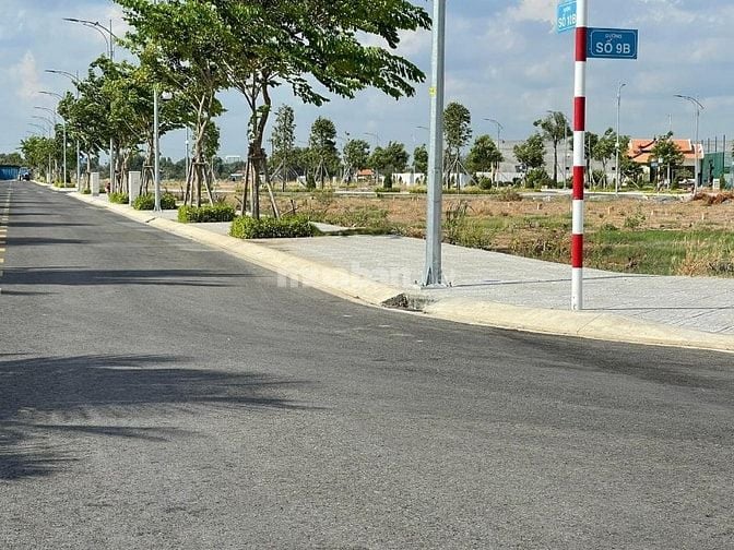 Bán gấp lô đất giá chỉ 1,2 tỉ đồng, có ngay tên công chứng.