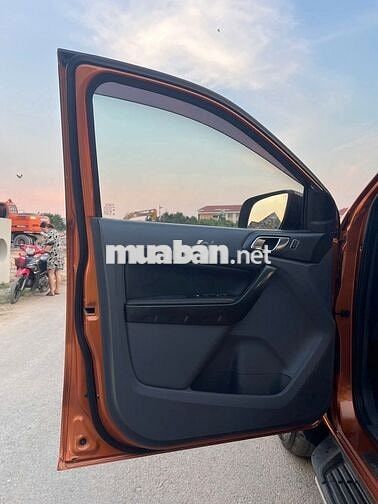 Ford Ranger 2015 Wildtrak 3.2L 02 cầu bảng full