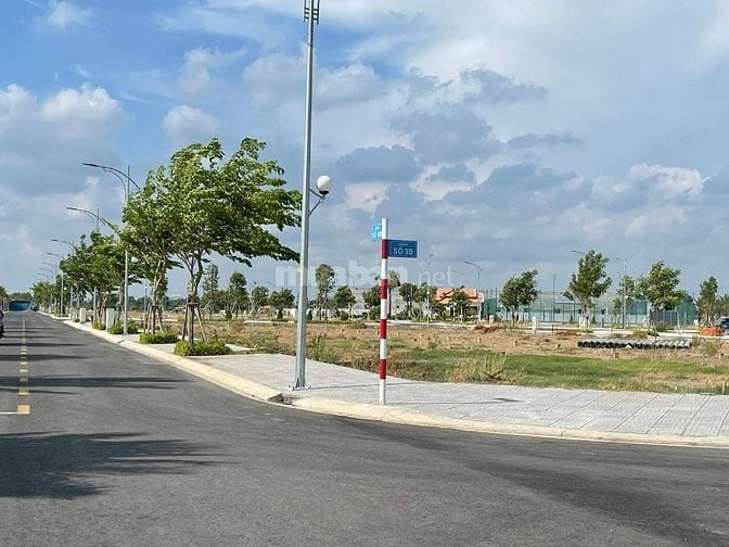 Bán gấp lô đất giá chỉ 1,2 tỉ đồng, có ngay tên công chứng.