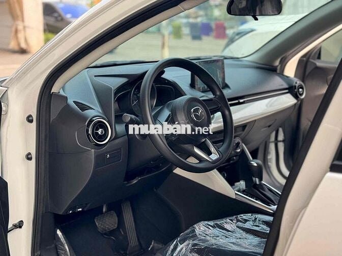 New Mazda 2 Deluxe