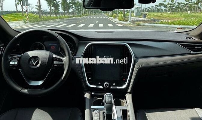 VinFast Lux A2.0 2020 Plus 2.0 AT - 30000 km