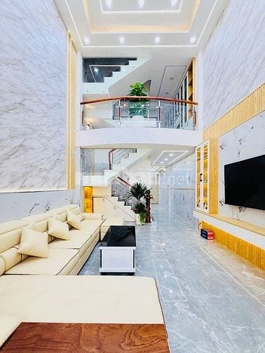 Bán nhà đẹp mặt tiền bờ kênh Tham Lương Thống Nhất p15 Gò Vấp