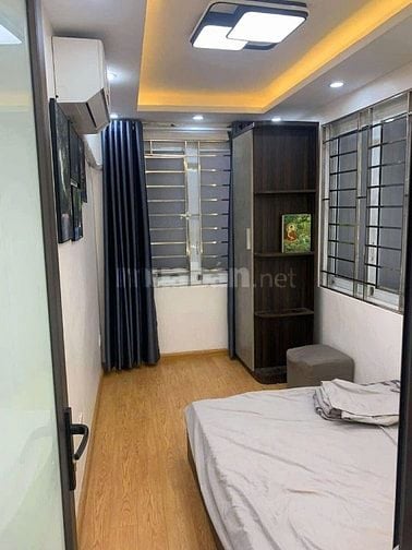 Bán nhà cực đẹp Minh Khai: 20m2, 3 tầng, full nội thất, sỗ riêng