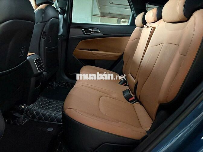 Kia Sportage 2023 Signature 2.0G - Lướt 28000 km