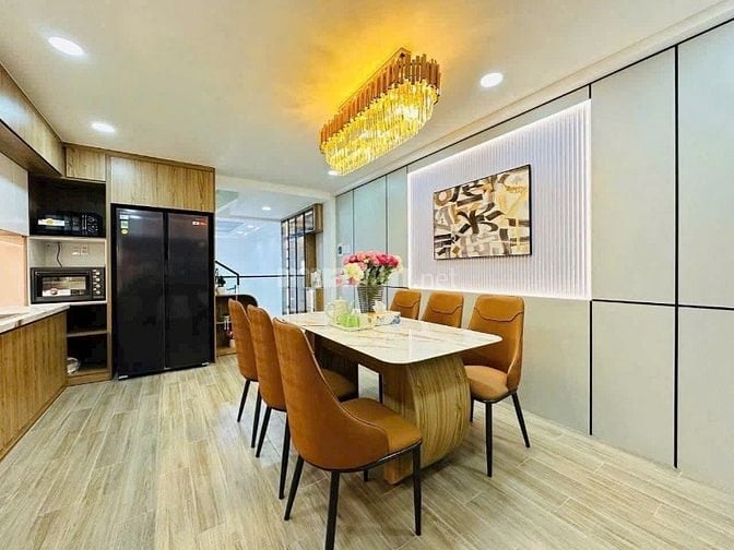 Nhà riêng 4PN, 5WC tại Phan Đăng Lưu, 2,76 tỷ, 49,2m2, giá siêu hời