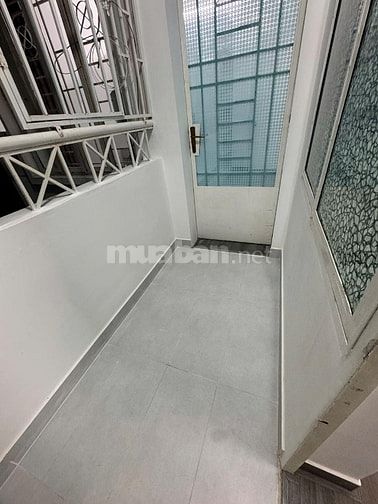 CH265 Bán căn hộ tầng 2 chung cư Vĩnh Phước gần bãi biển Hòn Chồng