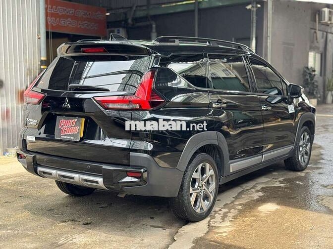 Mitsubishi Xpander Cross 2022 1.5AT,màu đen, 8v6