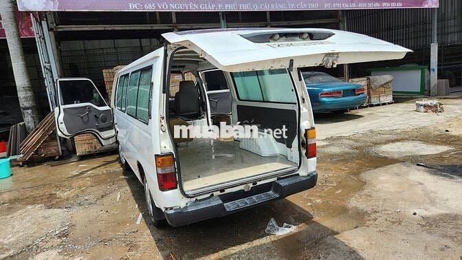 Nissan Urvan không niên hạn giá rẻ có đổi xe