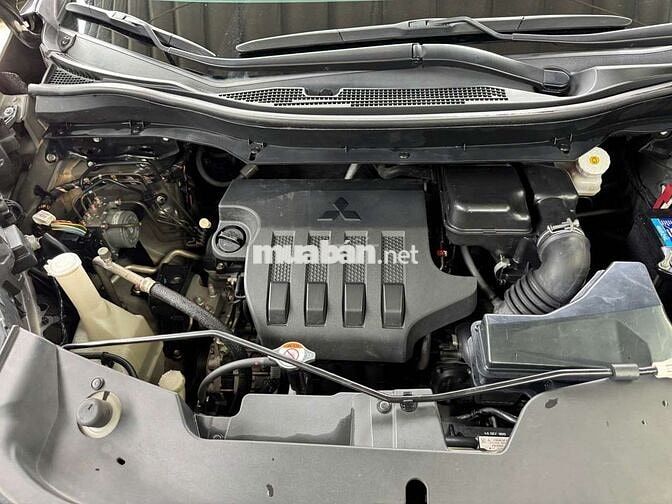 Mitsubishi Xpander Cross 2022 1.5AT,màu đen, 8v6