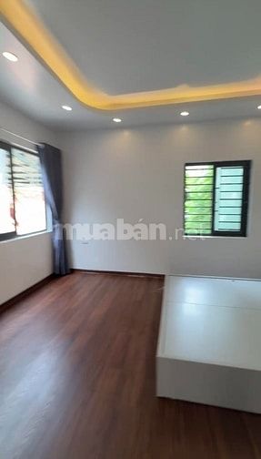 Bán nhà trung tâm quận Hai Bà Trưng, ngõ ô tô , 30m , 4 tầng , 3 ngủ