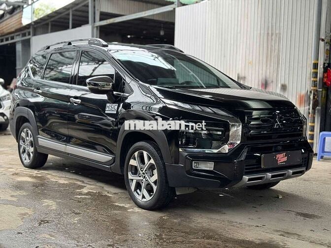 Mitsubishi Xpander Cross 2022 1.5AT,màu đen, 8v6