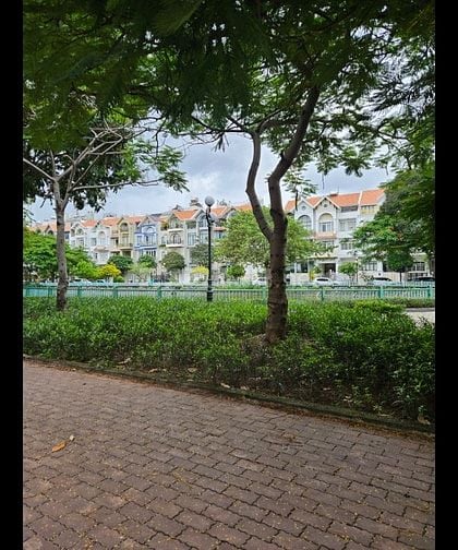 Bán biệt thự đường số 4 Him Lam Tân Hưng Q7 siêu đẹp giá chỉ 46,5 tỷ.
