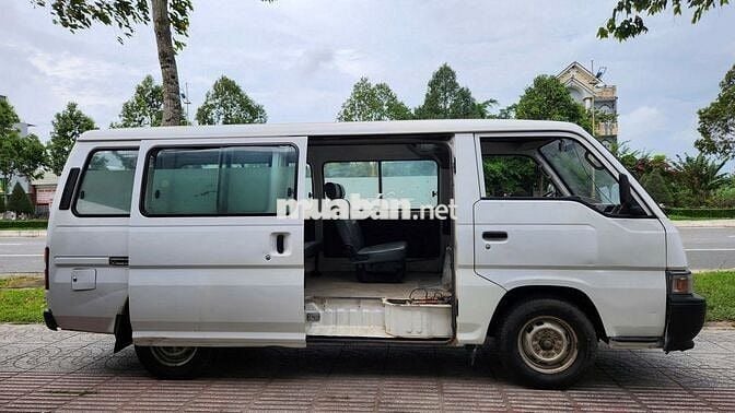 Nissan Urvan không niên hạn giá rẻ có đổi xe