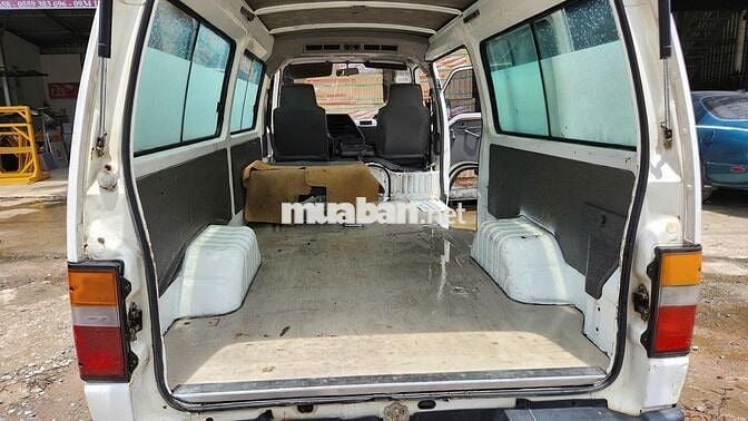 Nissan Urvan không niên hạn giá rẻ có đổi xe