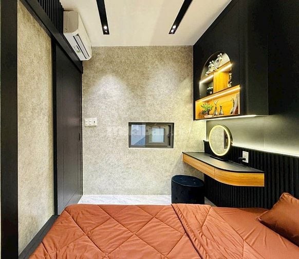⭐️Nhà 3 Lầu tuyệt đẹp Cao cấp góc 2 mặt hẻm xe tải 6m Thống Nhất, P15,