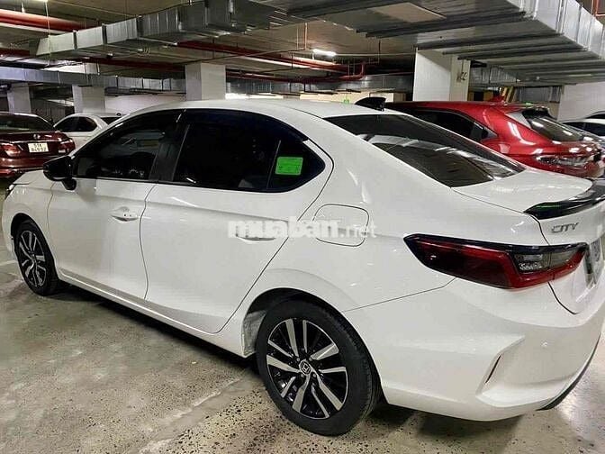 Honda City RS 2022 - 4497km, hàng hiếm, giá mềm