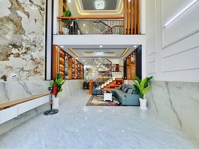 Nhac Trần Quốc Thảo Q3 dt 48m2/2ty370. Sổ hồng riêng. Chủ ngợp 