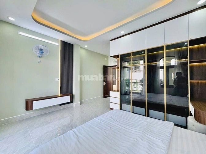 Nhac Trần Quốc Thảo Q3 dt 48m2/2ty370. Sổ hồng riêng. Chủ ngợp 