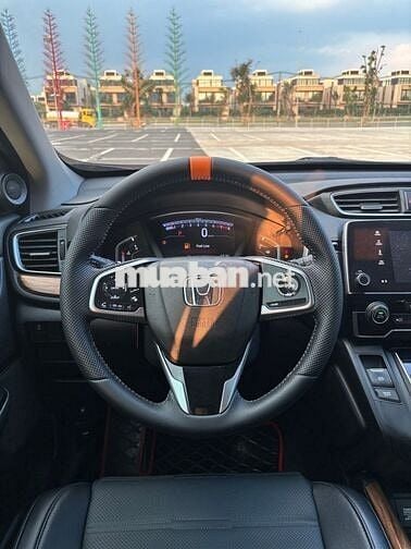 Honda CR-V 8.2 vạn km Model 2020 nhập Thái 1 chủ