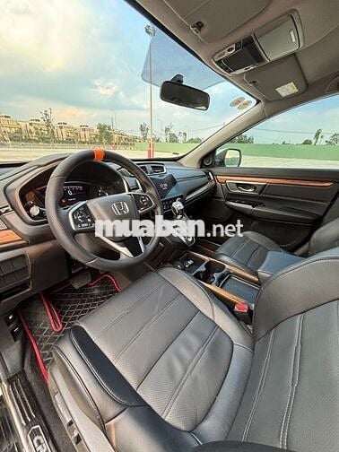 Honda CR-V 8.2 vạn km Model 2020 nhập Thái 1 chủ