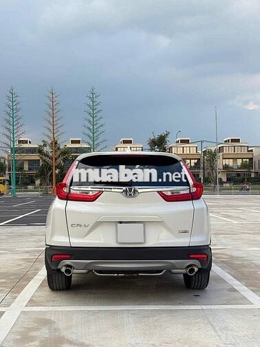 Honda CR-V 8.2 vạn km Model 2020 nhập Thái 1 chủ